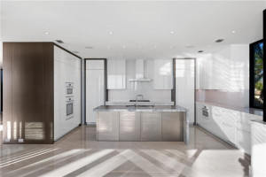 2400 N Atlantic Boulevard, Fort Lauderdale, FL 33305