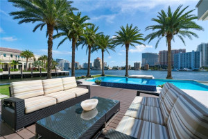 2665 Castilla Isle, Fort Lauderdale, FL 33301