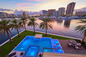 2665 Castilla Isle, Fort Lauderdale, FL 33301