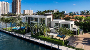 2665 Castilla Isle, Fort Lauderdale, FL 33301