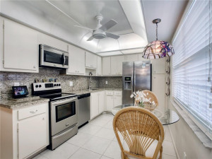 3510 Oaks Way, 702, Pompano Beach, FL 33069
