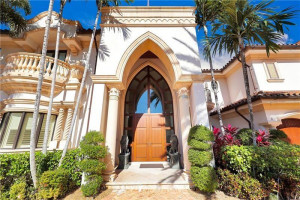 31 Isla Bahia Drive, Fort Lauderdale, FL 33316