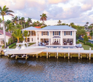 2586 SE 8th Street, Pompano Beach, FL 33062