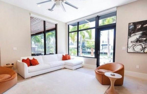 615 Royal Plaza Drive, Fort Lauderdale, FL 33301