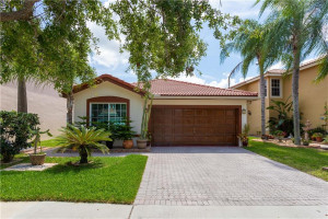 5303 NW 117th Avenue, Coral Springs, FL 33076
