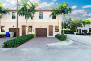 2721 NE 14, Pompano Beach, FL 33062