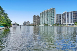 393 Centre Island, Golden Beach, FL 33160