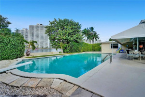 393 Centre Island, Golden Beach, FL 33160