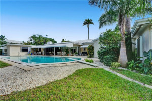 393 Centre Island, Golden Beach, FL 33160