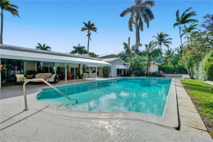 393 Centre Island, Golden Beach, FL 33160