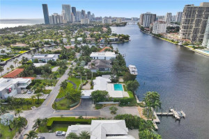 393 Centre Island, Golden Beach, FL 33160