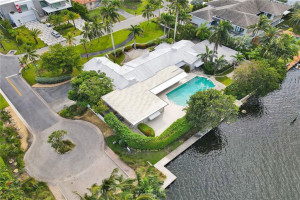 393 Centre Island, Golden Beach, FL 33160