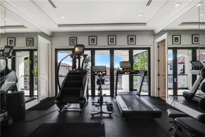 36 Minnetonka Road, Sea Ranch Lakes, FL 33308