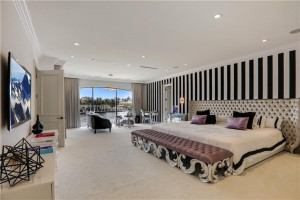 36 Minnetonka Road, Sea Ranch Lakes, FL 33308