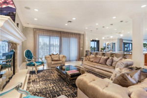 36 Minnetonka Road, Sea Ranch Lakes, FL 33308