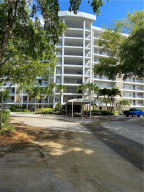 625 Oaks Drive, 804, Pompano Beach, FL 33069