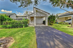 364 Fairway Circle, 364, Weston, FL 33326