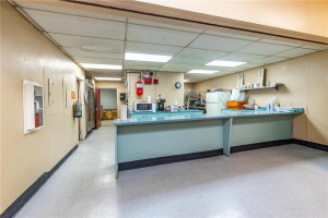 7450 W 4th Avenue, Hialeah, FL 33014