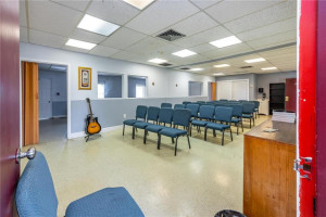 7450 W 4th Avenue, Hialeah, FL 33014