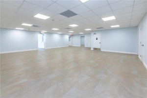 7450 W 4th Avenue, Hialeah, FL 33014