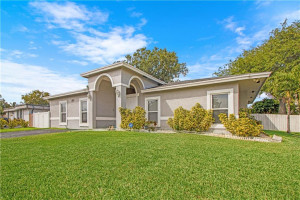 7813 NW 69th Terrace, Tamarac, FL 33321