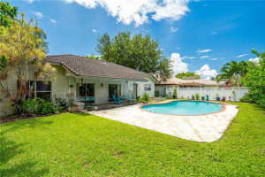 1371 NW 113th Terrace, Coral Springs, FL 33071