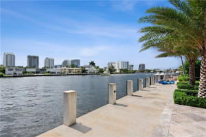 632 Intracoastal Drive, Fort Lauderdale, FL 33304