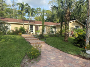 Photo for 6310 NW 63rd Way, Parkland, FL 33067 - listing #FX-10291624 6310 NW 63rd Way, Parkland, FL 33067