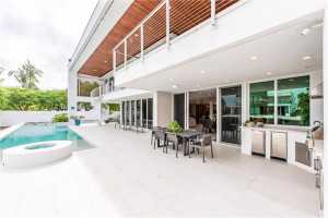 38 Pelican Drive, Fort Lauderdale, FL 33301