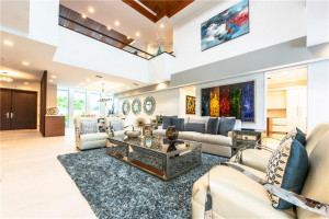 38 Pelican Drive, Fort Lauderdale, FL 33301