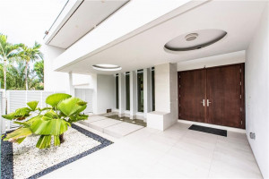 38 Pelican Drive, Fort Lauderdale, FL 33301