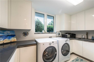 38 Pelican Drive, Fort Lauderdale, FL 33301