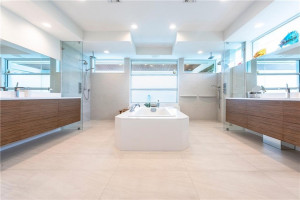 38 Pelican Drive, Fort Lauderdale, FL 33301