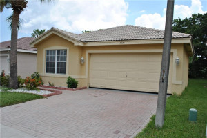 5251 NW 116th Avenue, Coral Springs, FL 33076