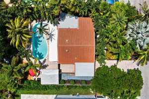 1720 NE 17th Avenue, Fort Lauderdale, FL 33305