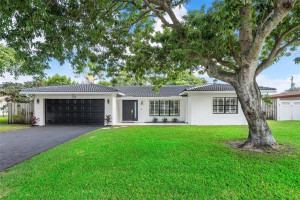 1951 NE 29th Street, Lighthouse Point, FL 33064