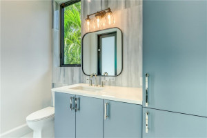 1725 SE 8th Street, Fort Lauderdale, FL 33316