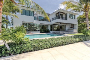 1725 SE 8th Street, Fort Lauderdale, FL 33316