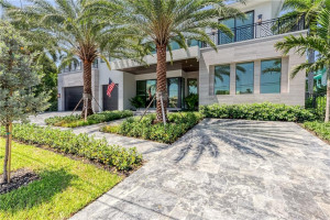 1725 SE 8th Street, Fort Lauderdale, FL 33316