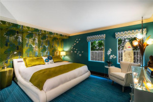 2416 N Atlantic Boulevard, Fort Lauderdale, FL 33305