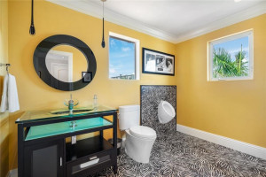 2416 N Atlantic Boulevard, Fort Lauderdale, FL 33305