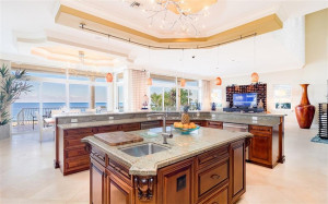 2416 N Atlantic Boulevard, Fort Lauderdale, FL 33305