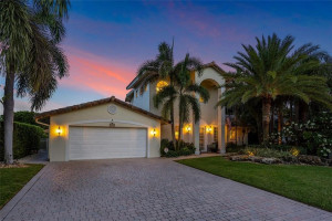 4110 NE 27th Avenue, Lighthouse Point, FL 33064