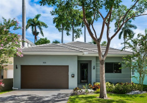 830 SW 10th Street, Fort Lauderdale, FL 33315