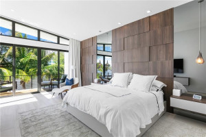 2401 Solar Plaza Drive, Fort Lauderdale, FL 33301