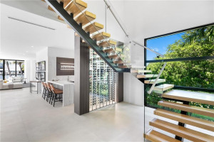 2401 Solar Plaza Drive, Fort Lauderdale, FL 33301