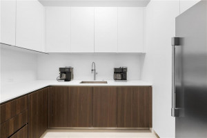 2401 Solar Plaza Drive, Fort Lauderdale, FL 33301