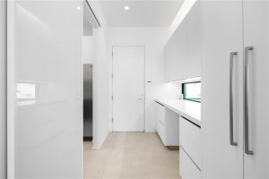 2401 Solar Plaza Drive, Fort Lauderdale, FL 33301