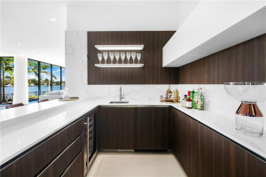 2401 Solar Plaza Drive, Fort Lauderdale, FL 33301