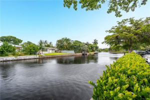 620 Tennis Club Drive, 302, Fort Lauderdale, FL 33311